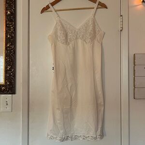 Vintage Sears Nylon Ivory Lacey Slip dress Size 36